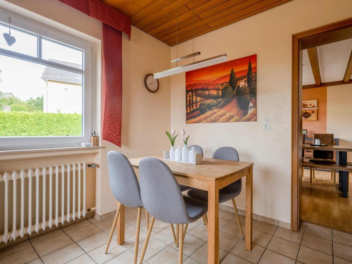 A Detached Holiday Home In A Highly Scenic Area Trierscheid Экстерьер фото