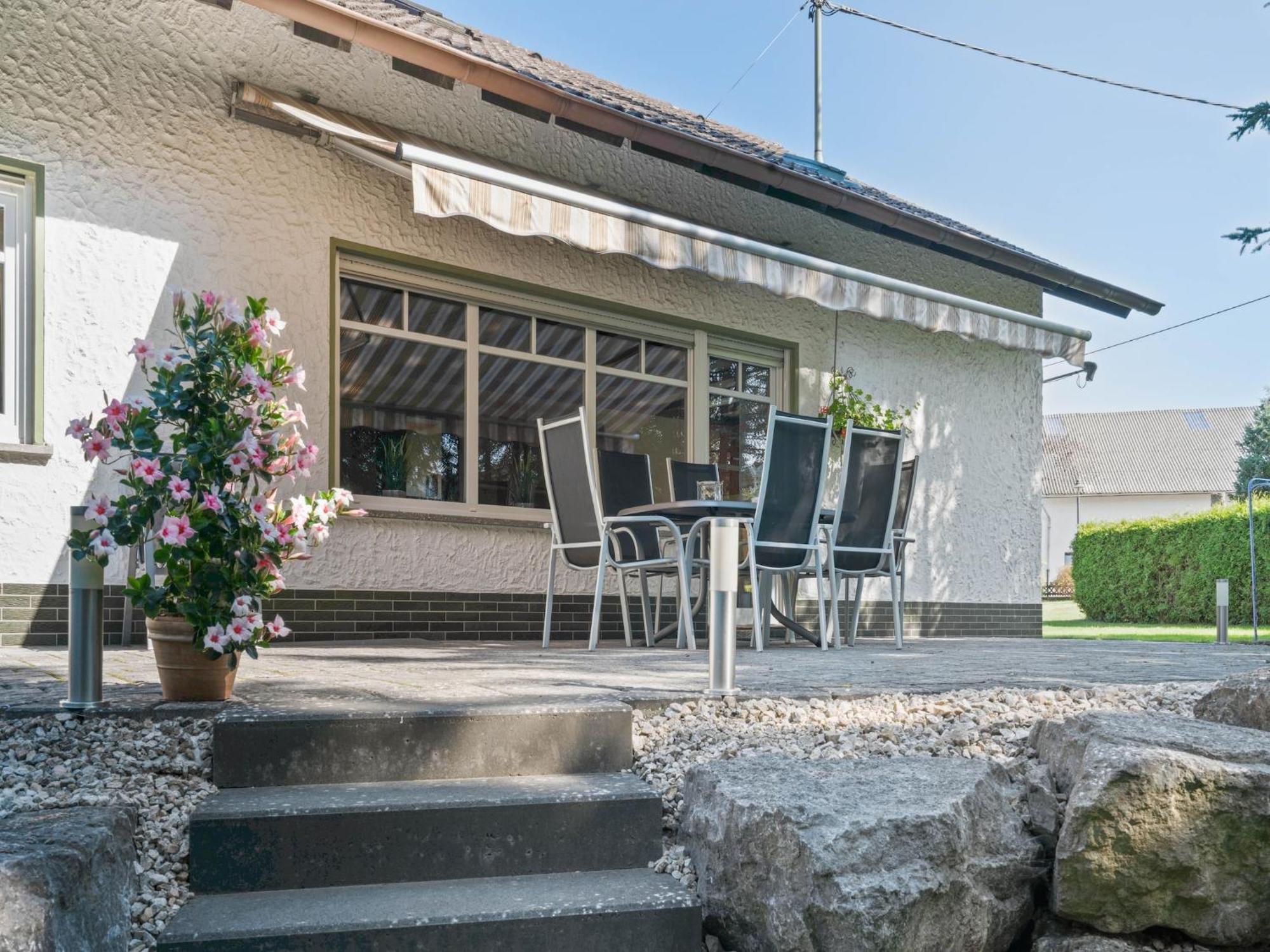 A Detached Holiday Home In A Highly Scenic Area Trierscheid Экстерьер фото
